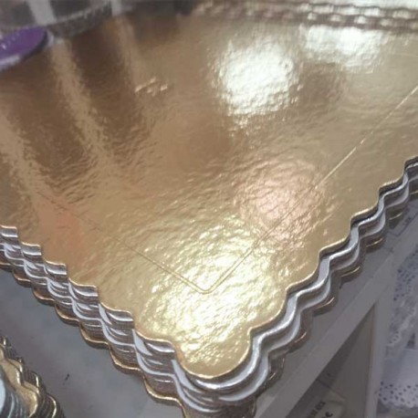 Base Retangular Dourada 44x54cm